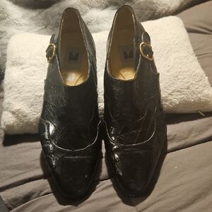 Black MenShoes with Gold Buckle Monticelli..